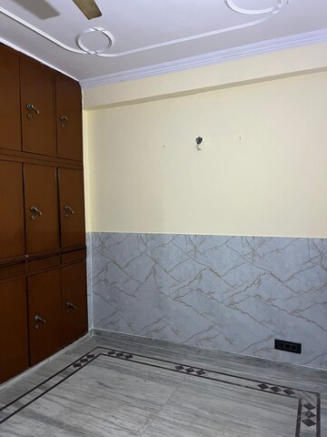 Room in 2 BHK Builder Floor at RWA Apartments Sector 47, Sector 47 – for Rent