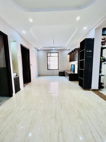Room in 4 BHK Villa at MS Enclave Zirakpur, Dhakoli Village – for Sale