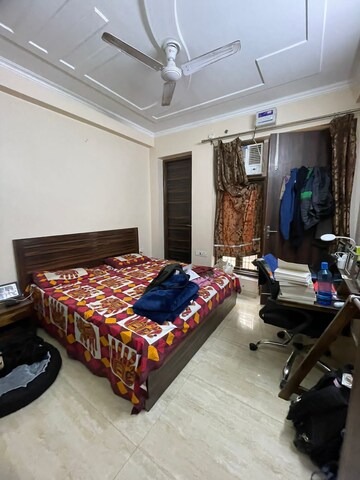 Room in 2 BHK Builder Floor at Ansal Sushant Lok I, Sector 43 – for Rent