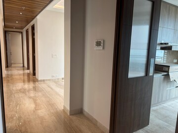 Building Lobby in 4 BHK Builder Floor at Ambience Creacions, Sector 22 – for Rent