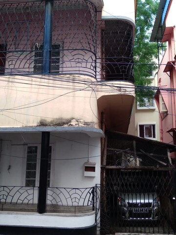 6+ BHK Villa – Exterior View View at Tollygunge - for Sale