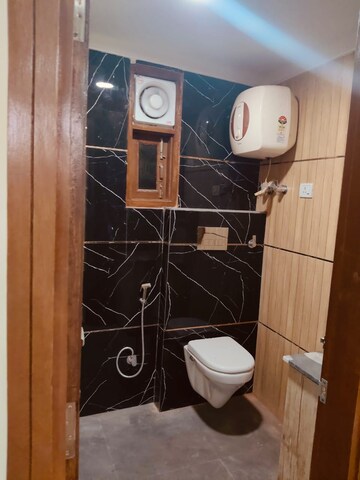 Furnished Amenities in 1 BHK Builder Floor at Chattarpur – for Rent