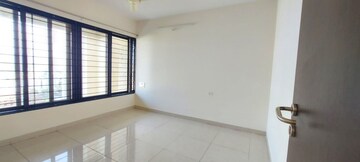 Room in 2.5 BHK Apartment at Sargam CHS Nanded, Sinhagad Road – for Rent