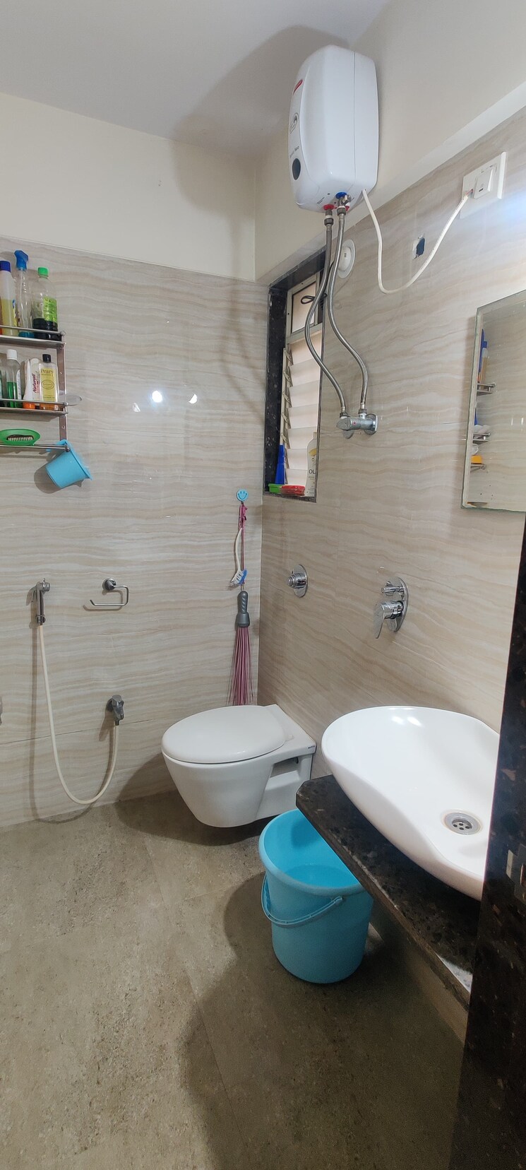 Bathroom, andheri east 1 Bedroom 470 Sq.Ft. Apartment In Andheri East Mumbai 8042166
