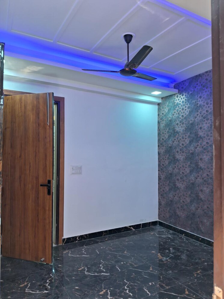 Room, ambesten-twin-county 2 Bedroom 990 Sq.Ft. Builder Floor In Sector 1 Greater Noida Greater Noida 8042215