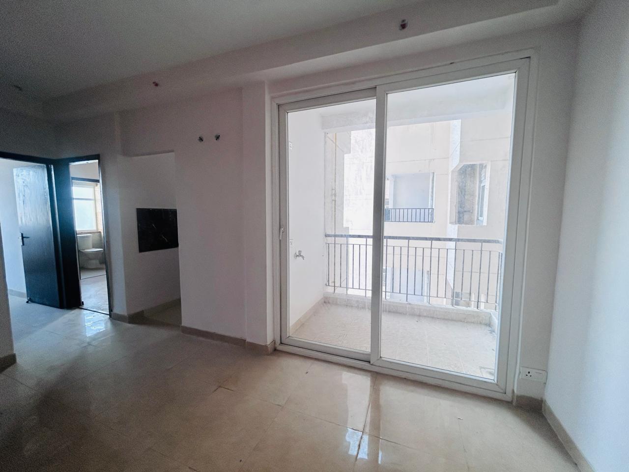 3 BHK Apartment For Sale in Amrapali Leisure Park