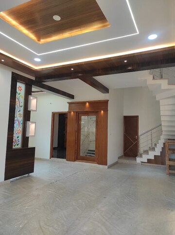 Room in 4 BHK Apartment at Jigani – for Sale