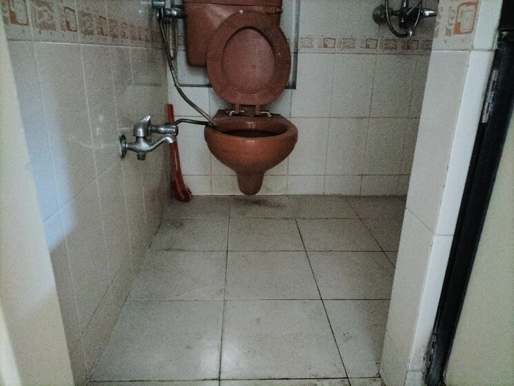 Bathroom, yashodham-complex 2 Bedroom 900 Sq.Ft. Apartment In Goregaon East Mumbai 8042255