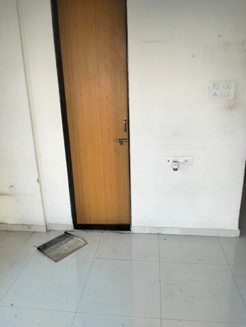 Furnished Amenities in 2 BHK Apartment at Suvarna Park, Bavdhan – for Rent