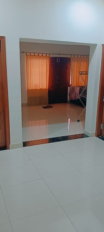 Room in 2 BHK Builder Floor at Sector 21d – for Rent