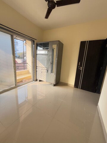 Furnished Amenities in 2 BHK Apartment at Ambiience Antilia, Bavdhan – for Rent