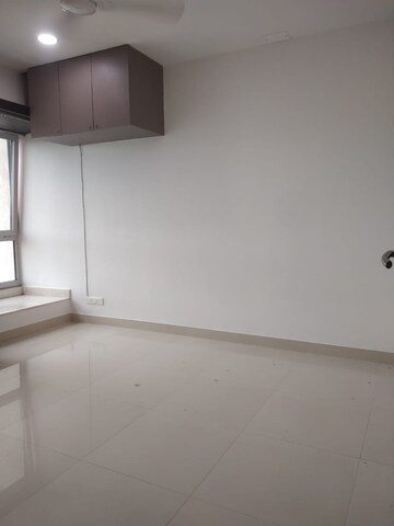 3 BHK Apartment For Rent in DB Realty Orchid Woods, Goregaon East