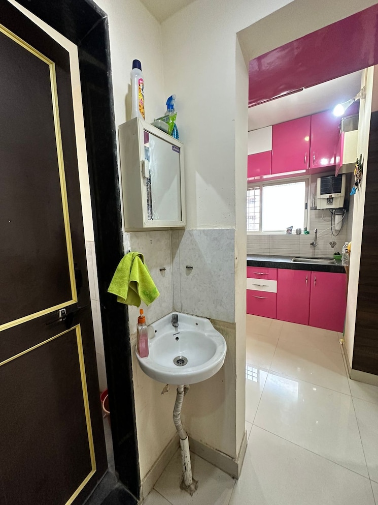 Bathroom, kolte-patil-stargaze 2 Bedroom 1199 Sq.Ft. Apartment In Bavdhan Pune 8042304