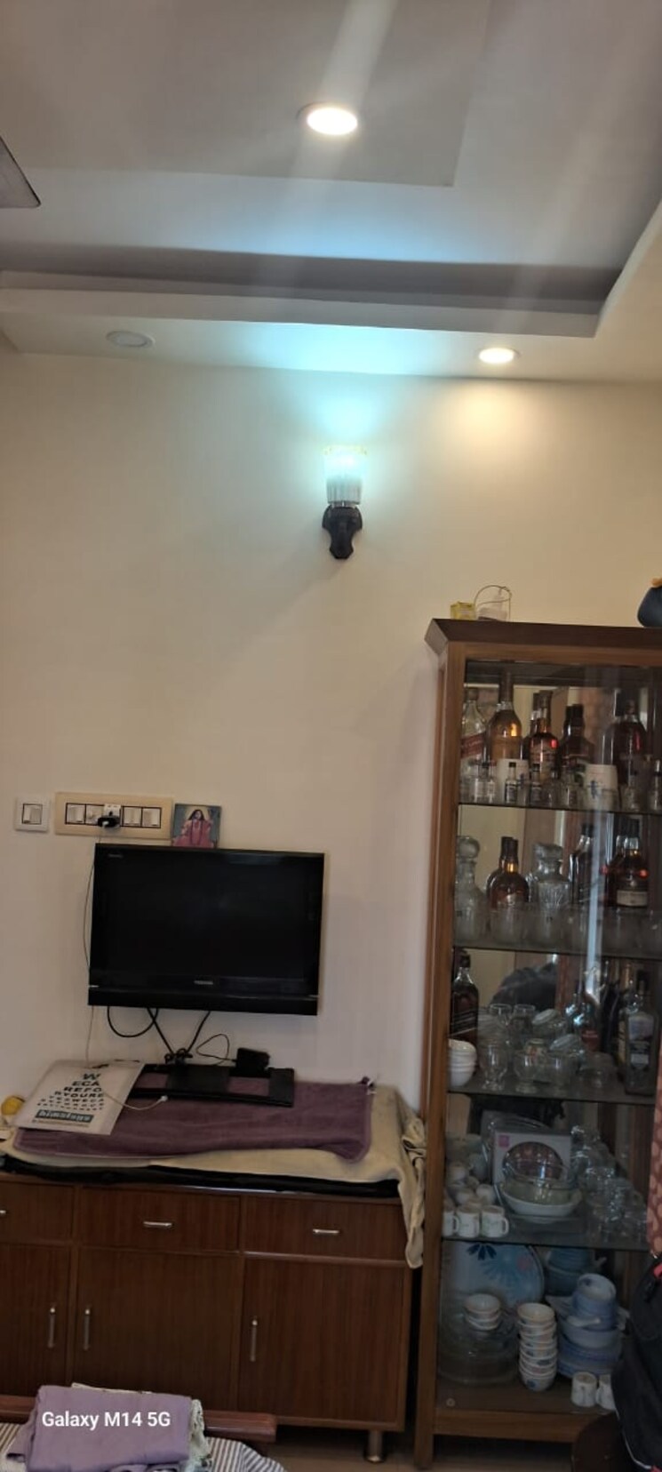 Room, parnasree pally 3 Bedroom 1210 Sq.Ft. Apartment In Parnasree Pally Kolkata 8042365