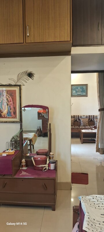 Room in 3 BHK Apartment at Parnasree Pally – for Sale
