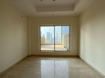 Room in 3 BHK Apartment at Indiabulls Sky Forest, Lower Parel – for Sale