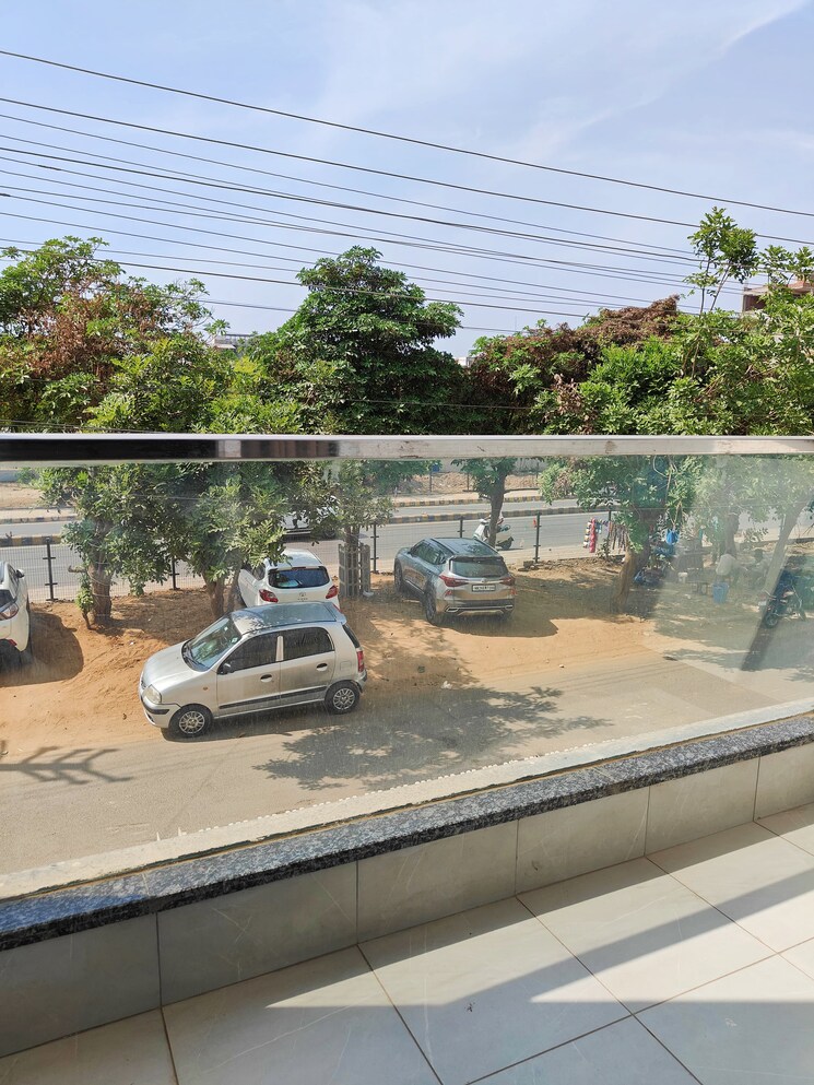 Swimming Pool, cosmos-floors 1 RK 800 Sq.Ft. Builder Floor In Sector 52 Gurgaon 8042393