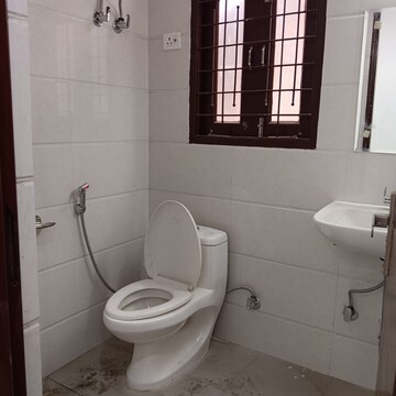 Bathroom in 2 BHK Apartment at Neb Sarai – for Rent