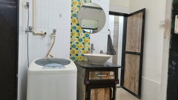 Furnished Amenities in 1 BHK Apartment at Kumar Society, Vakola – for Rent