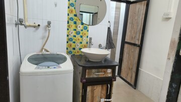 Master Bedroom in 1 BHK Apartment at Kumar Society, Vakola – for Rent