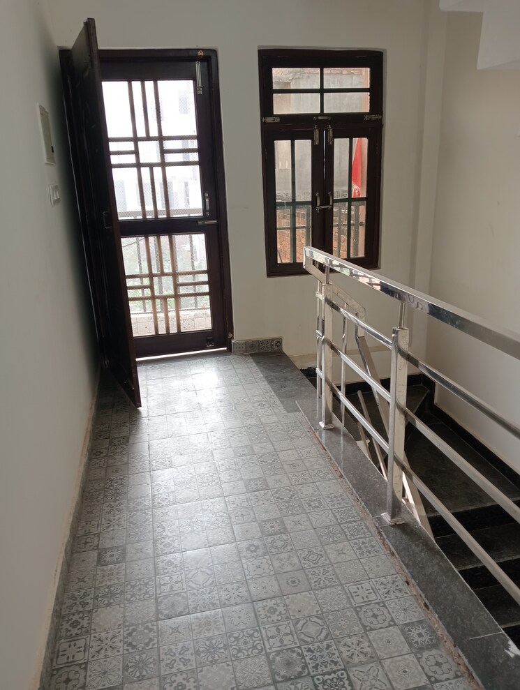 Balcony, gomti nagar 3 Bedroom 1650 Sq.Ft. Villa In Gomti Nagar Lucknow 8042436