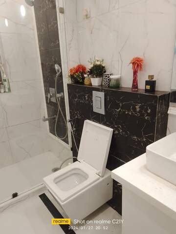 Attached Bathroom in 4 BHK Apartment at DLF Westend Heights, Sector 53 – for Rent
