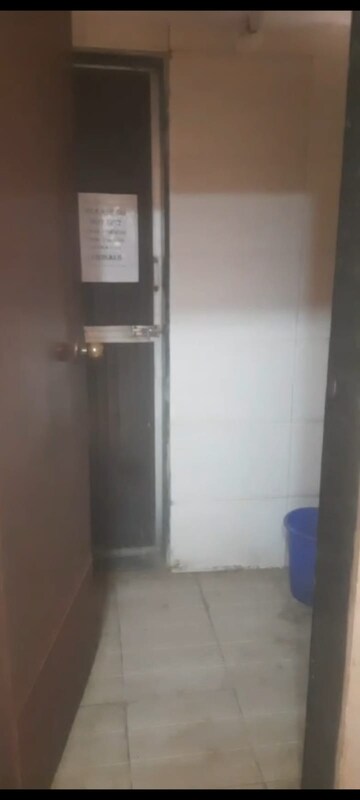 Room in  Warehouse at Goregaon West – for Rent