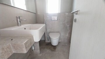Bathroom in 4 BHK Apartment at Indiabulls Sky Forest, Lower Parel – for Sale