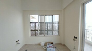 Room in 4 BHK Apartment at Indiabulls Sky Forest, Lower Parel – for Sale