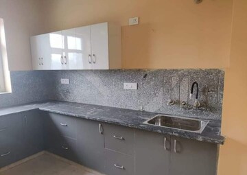 Kitchen in 2 BHK Builder Floor at Sector 45 – for Rent