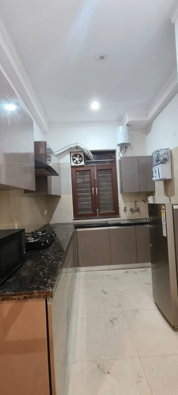 Kitchen in 2 BHK Builder Floor at Ardee City, Sector 52 – for Rent
