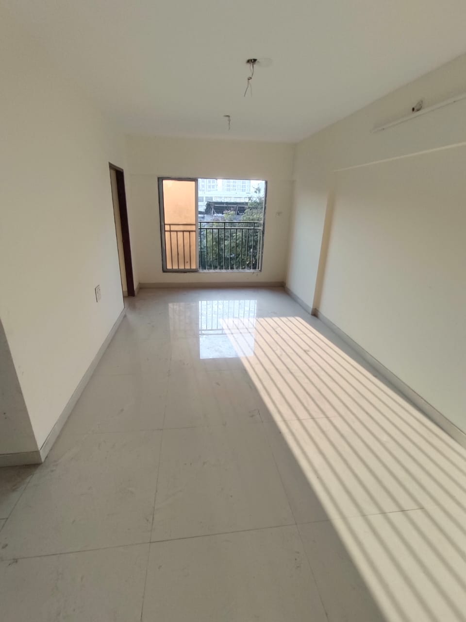 2 BHK Apartment For Sale in Romell Asrava