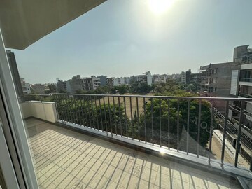 Balcony in 2 BHK Builder Floor at AEZ Aloha, Sector 57 – for Rent