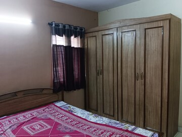 Bedroom in 3 BHK Builder Floor at Tollygunge – for Rent