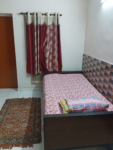 Bedroom in 3 BHK Builder Floor at Tollygunge – for Rent