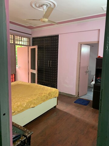 Bedroom in 3 BHK Apartment at Sampada Apartment, Sector 46 – for Sale