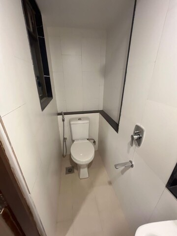 Bathroom in 6+ BHK Apartment at Lodha Trump Tower, Worli – for Sale
