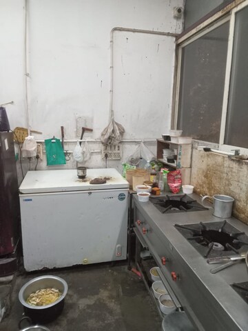 Team Area in  Shop at Esplanade – for Rent