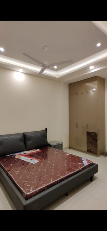 Master Bedroom in 3 BHK Builder Floor at Old Rajinder Nagar – for Rent