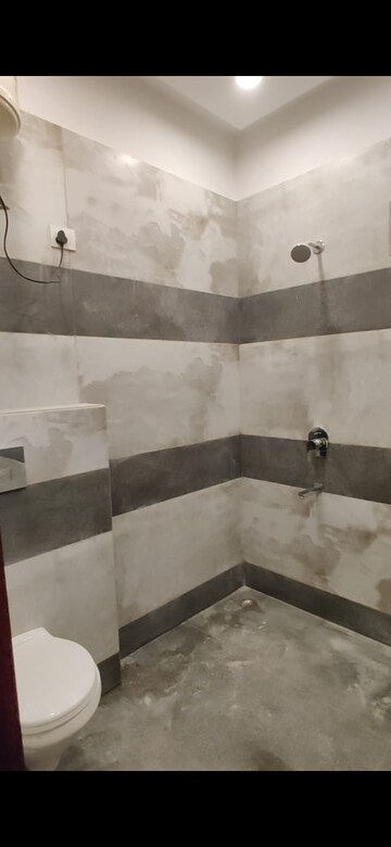 Kitchen in 3 BHK Builder Floor at Old Rajinder Nagar – for Rent