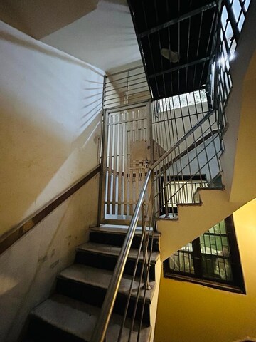 Room in 1.5 BHK Villa at Avantika Extension – for Sale