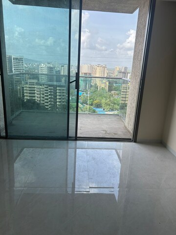 Room in 3 BHK Apartment at One Meraki, Chembur – for Rent