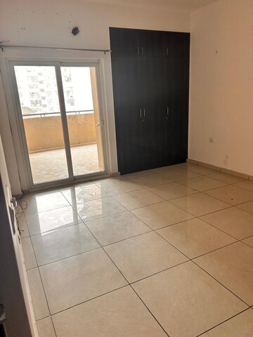 Room in 3.5 BHK Apartment at Gulshan Vivante, Sector 137 – for Rent