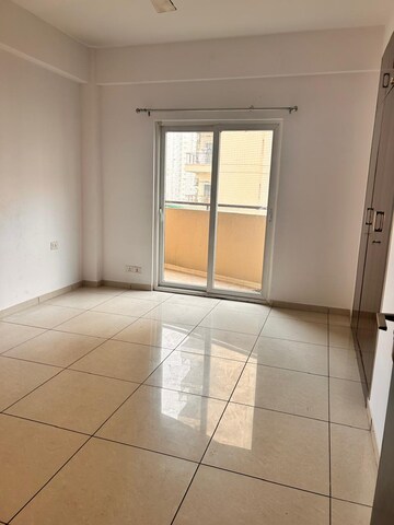 Master Bedroom in 3.5 BHK Apartment at Gulshan Vivante, Sector 137 – for Rent
