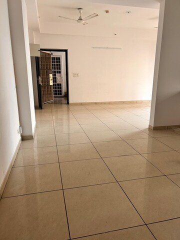 Building Lobby in 3.5 BHK Apartment at Gulshan Vivante, Sector 137 – for Rent