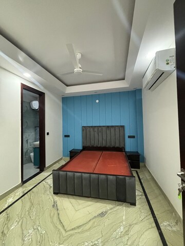 Kitchen in 4 BHK Builder Floor at Ameya One, Sector 42 – for Rent