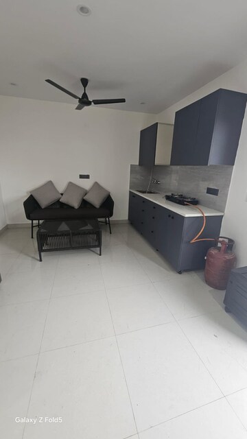 Master Bedroom in 1 BHK Builder Floor at Ameya One, Sector 42 – for Rent