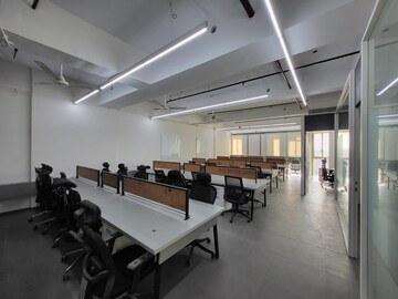  Office Space For Rent in Sg Highway