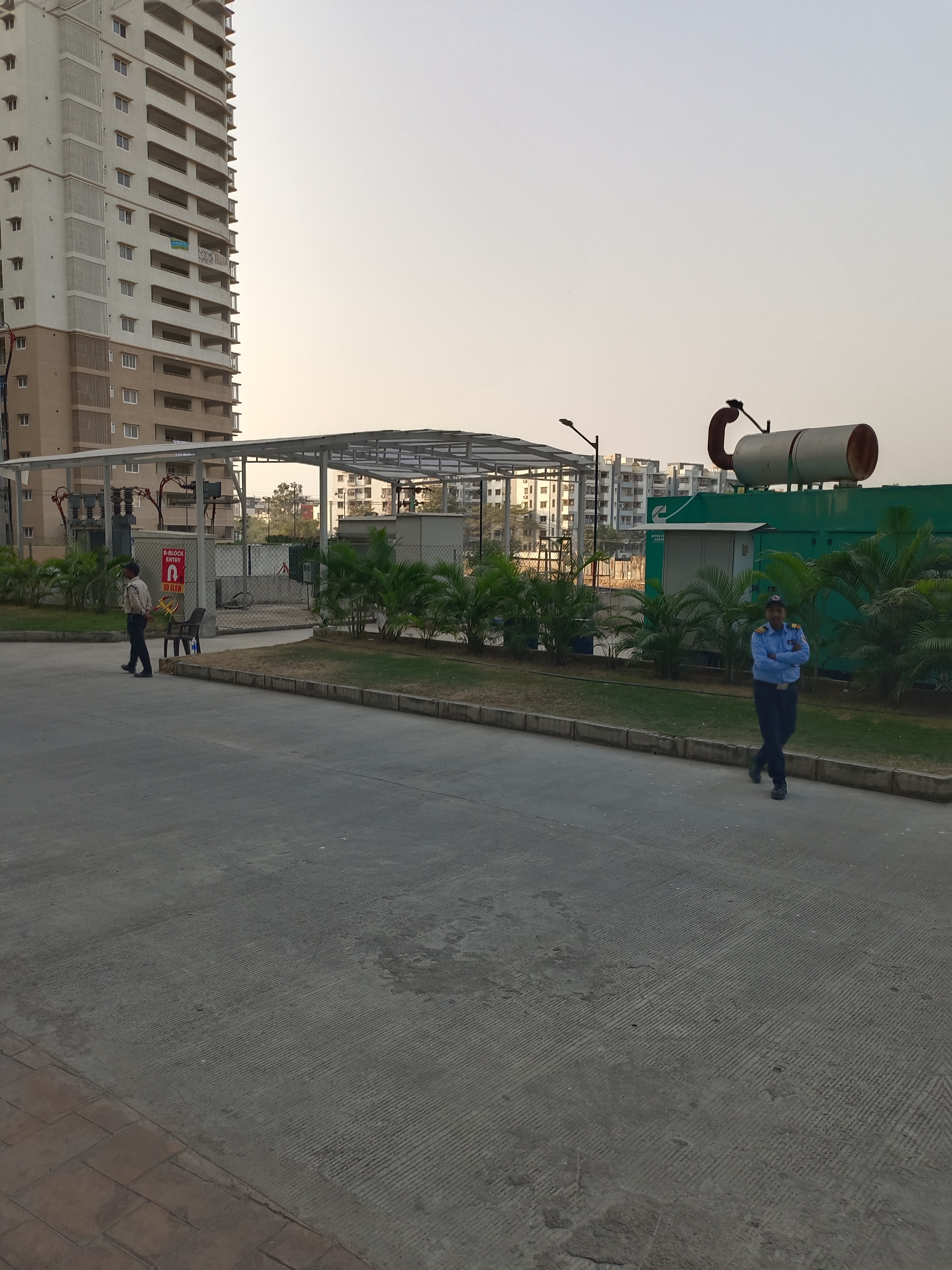 Office Space For Sale in Asian Sun City