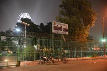  Plot – Exterior View View at Sikandrabad - for Sale